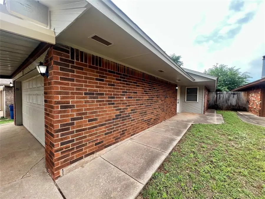 936 W Tesio Way, Mustang, OK 73064 - #3