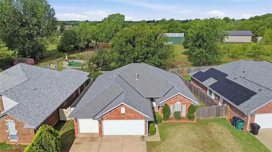 613 Bluegrass Lane, Yukon, OK 73099 - #3