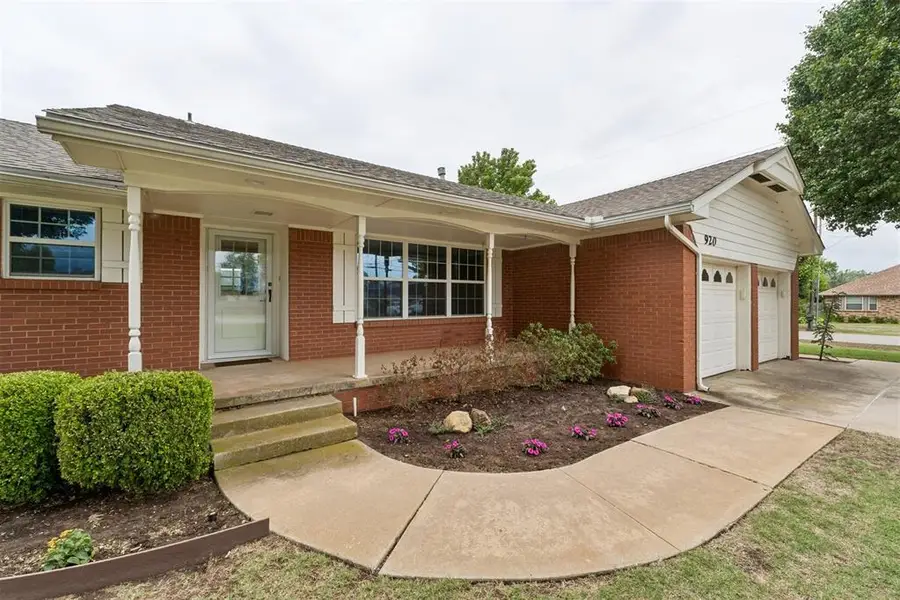 920 NW 32nd Street, Moore, OK 73160 - #2