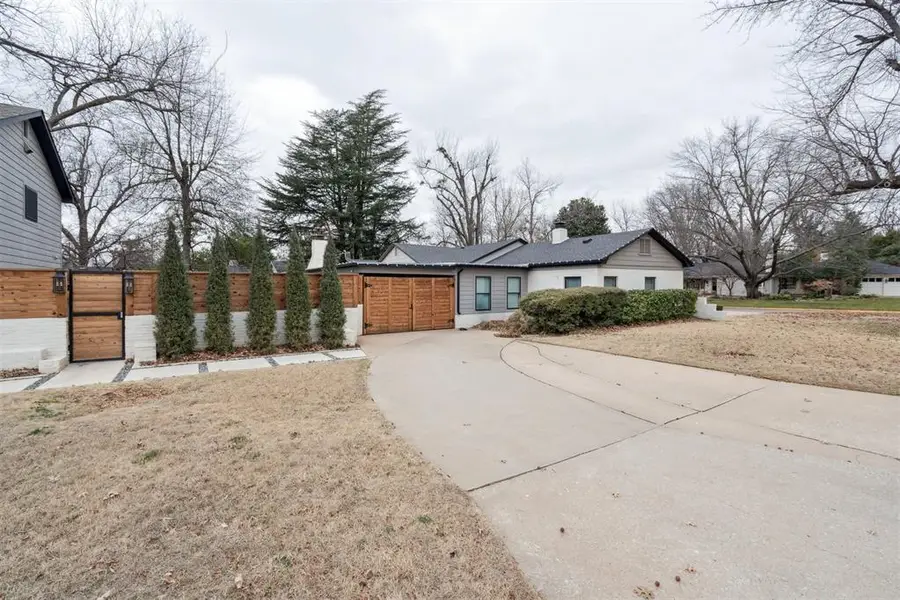 902 Wilson Street, Norman, OK 73072 - #3