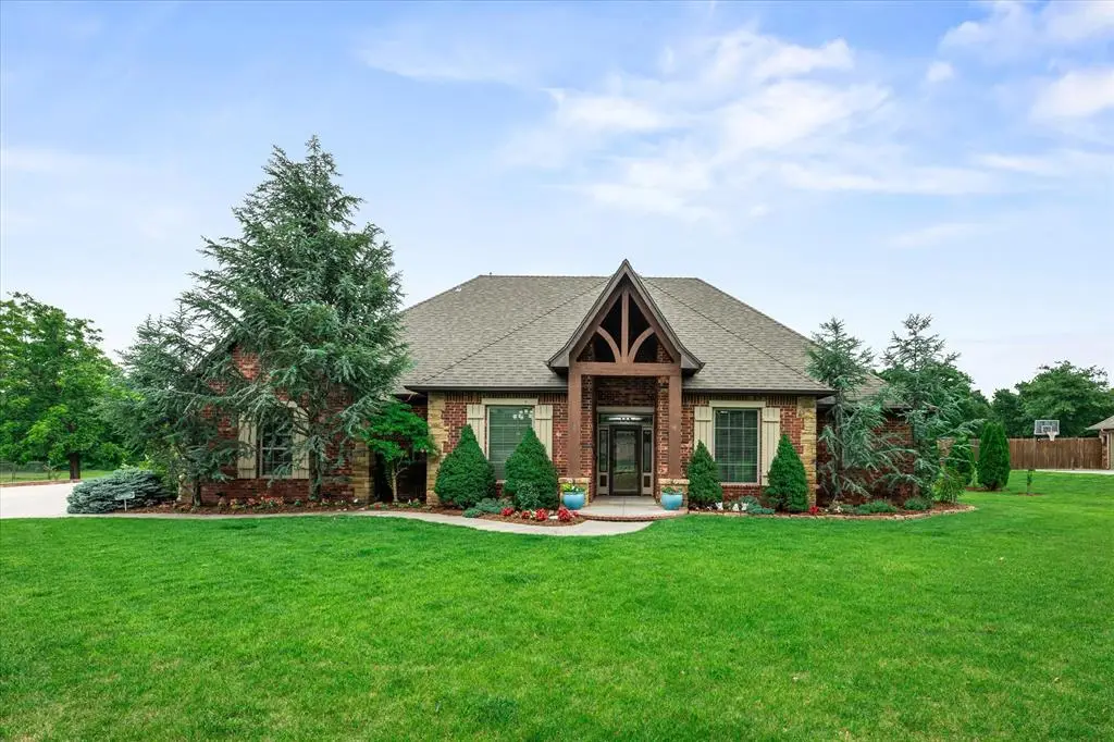 3812 Newburg Drive, Choctaw, OK 73020 - #1