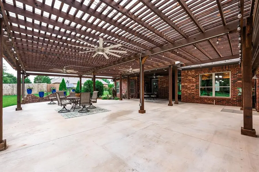 3812 Newburg Drive, Choctaw, OK 73020 - #3