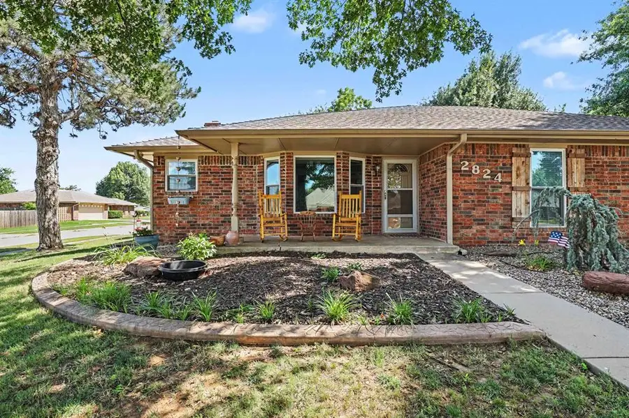 2824 Smiling Hill Boulevard, Edmond, OK 73013 - #2