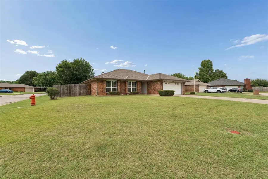 1313 Fairfax Court, Yukon, OK 73099 - #2