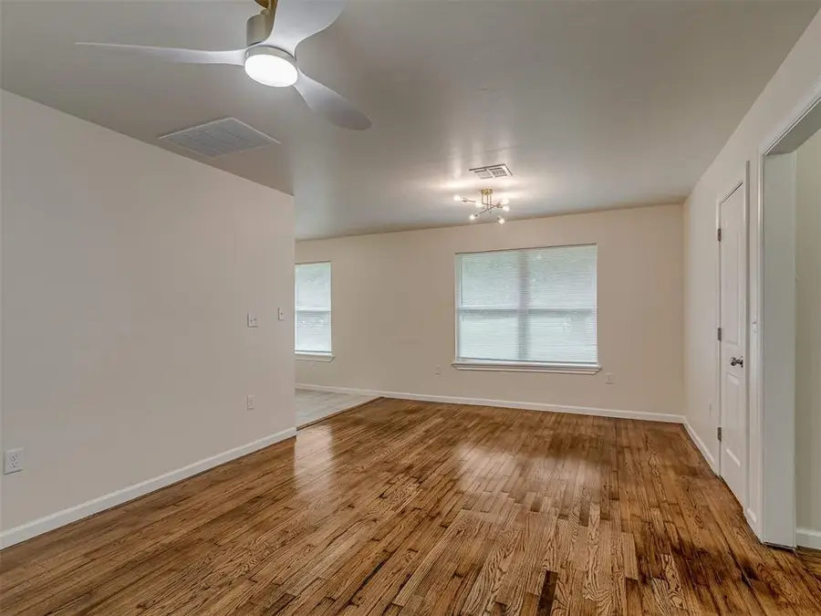 8817 NE 10th Street, Midwest City, OK 73110 - #2