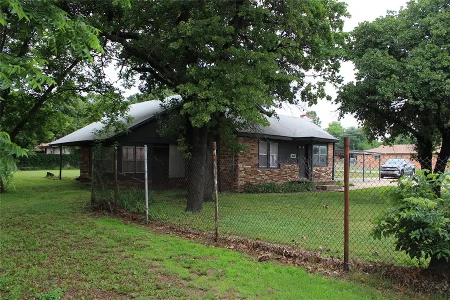 1617 N Westminster Road, Nicoma Park, OK 73130 - #3