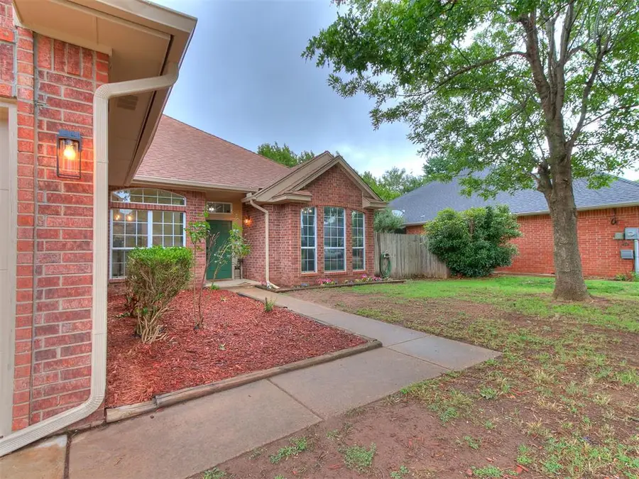 2813 Jaclyns Trail, Edmond, OK 73012 - #2