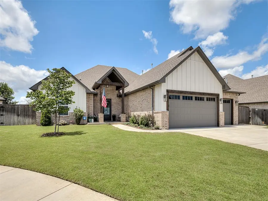 5713 Copper Stone Court, Mustang, OK 73064 - #2
