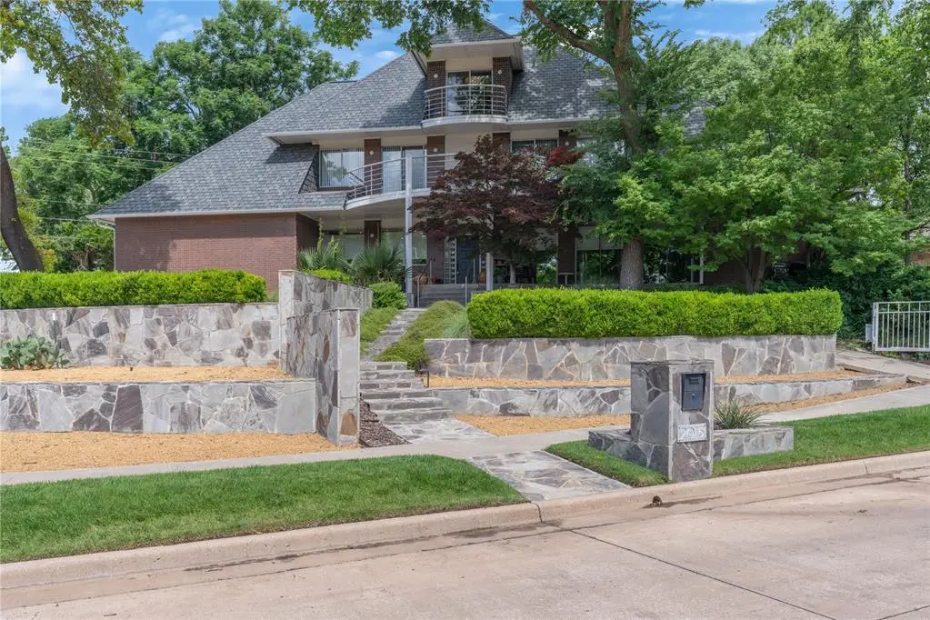 2015 Summit Circle, Norman, OK 73072 - #1