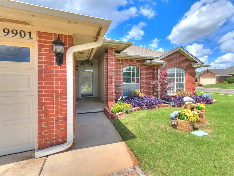 9901 SW 15th Terrace, Yukon, OK 73099 - #2