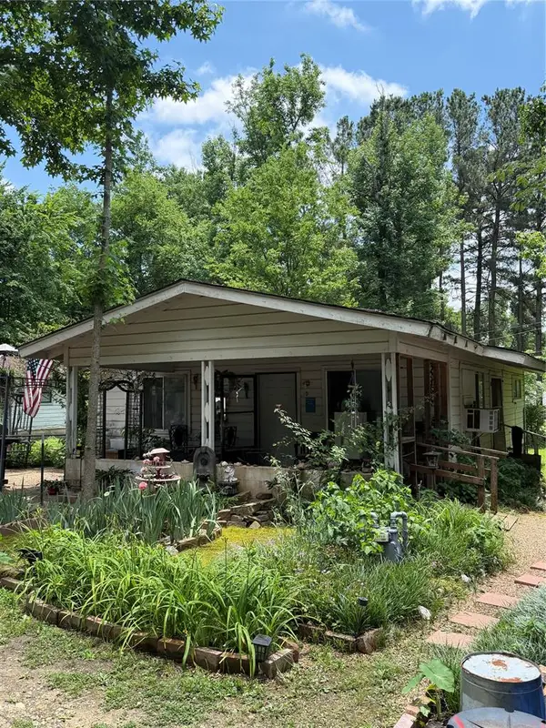 203 Tanglewood Street, Broken Bow, OK 74728
