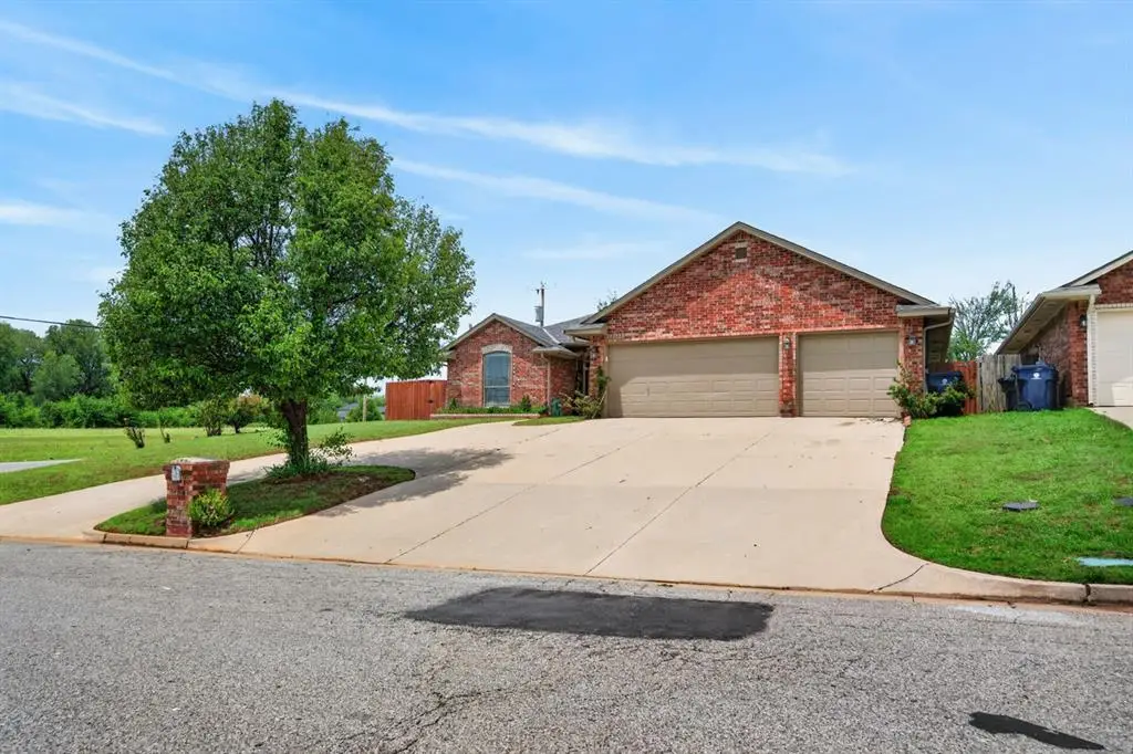 12127 SW 4th Street, Yukon, OK 73099 - #1