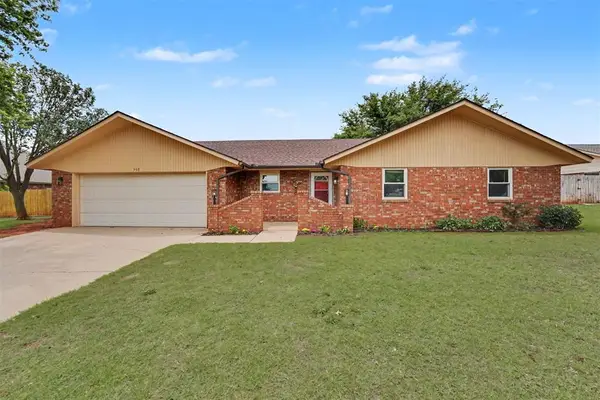 308 Elkview Drive, Elk City, OK 73644