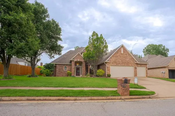 2416 Glen Hollow Road, Edmond, OK 73034