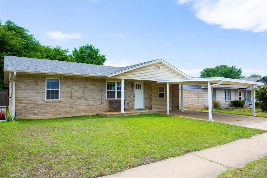 629 S Highland Drive, Mustang, OK 73064 - #1