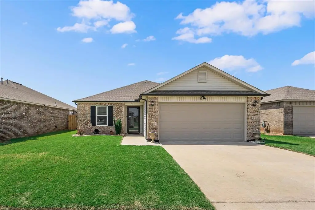 9516 NW 122nd Terrace, Yukon, OK 73099 - #1