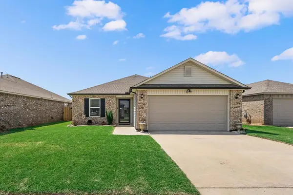 9516 NW 122nd Terrace, Yukon, OK 73099