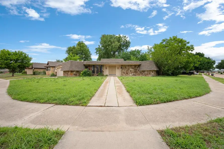 1305 Quail Hollow Drive, Norman, OK 73072 - #2