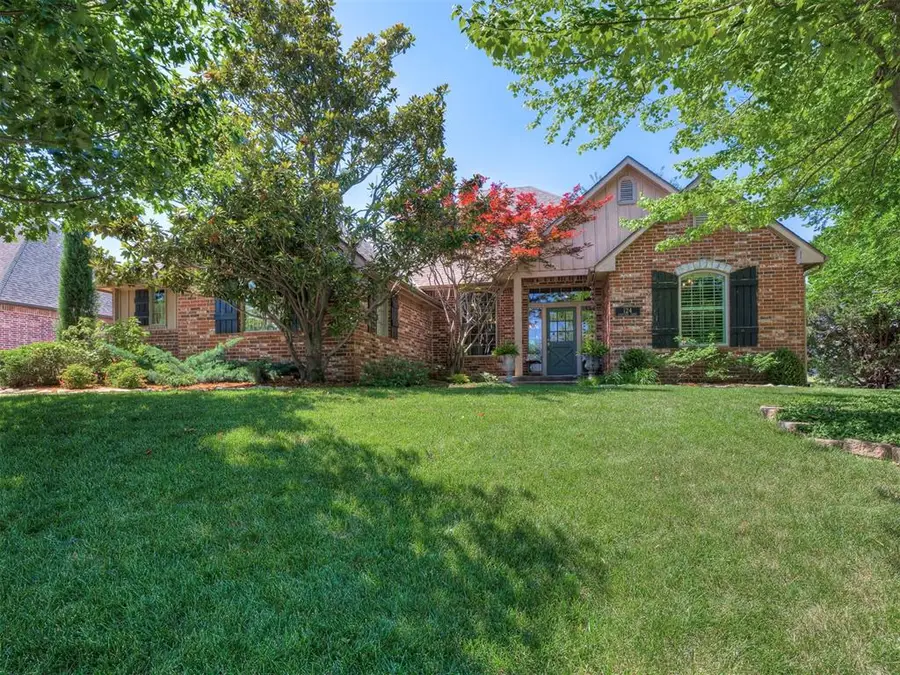 124 Lakeview Court, Edmond, OK 73003 - #2