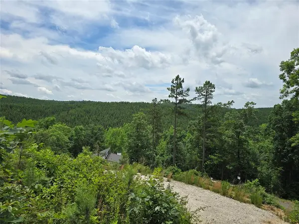 343 Virginia Pine Place, Broken Bow, OK 74728