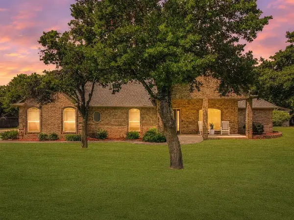 1101 Parrish Place, Blanchard, OK 73010