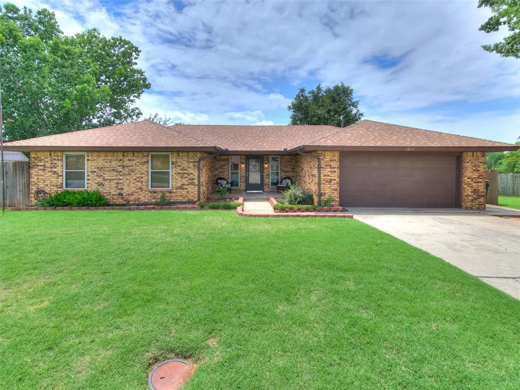 1813 Greenway Court, Yukon, OK 73099 - #1