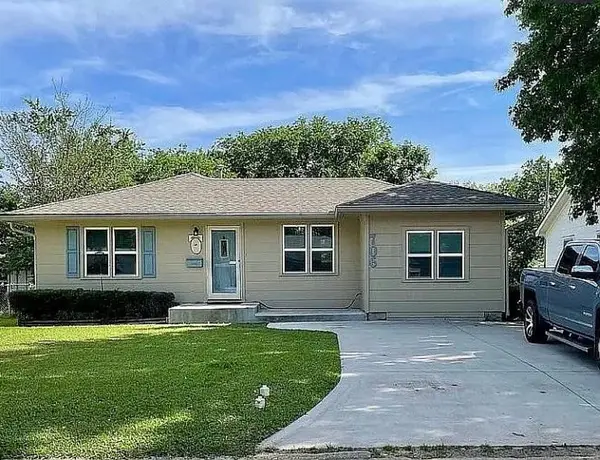 706 Elizabeth Drive, Ardmore, OK 73401