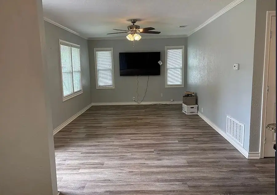 706 Elizabeth Drive, Ardmore, OK 73401 - #2