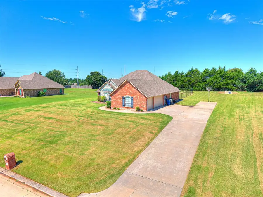 1113 Cedar Crossing, Choctaw, OK 73020 - #3