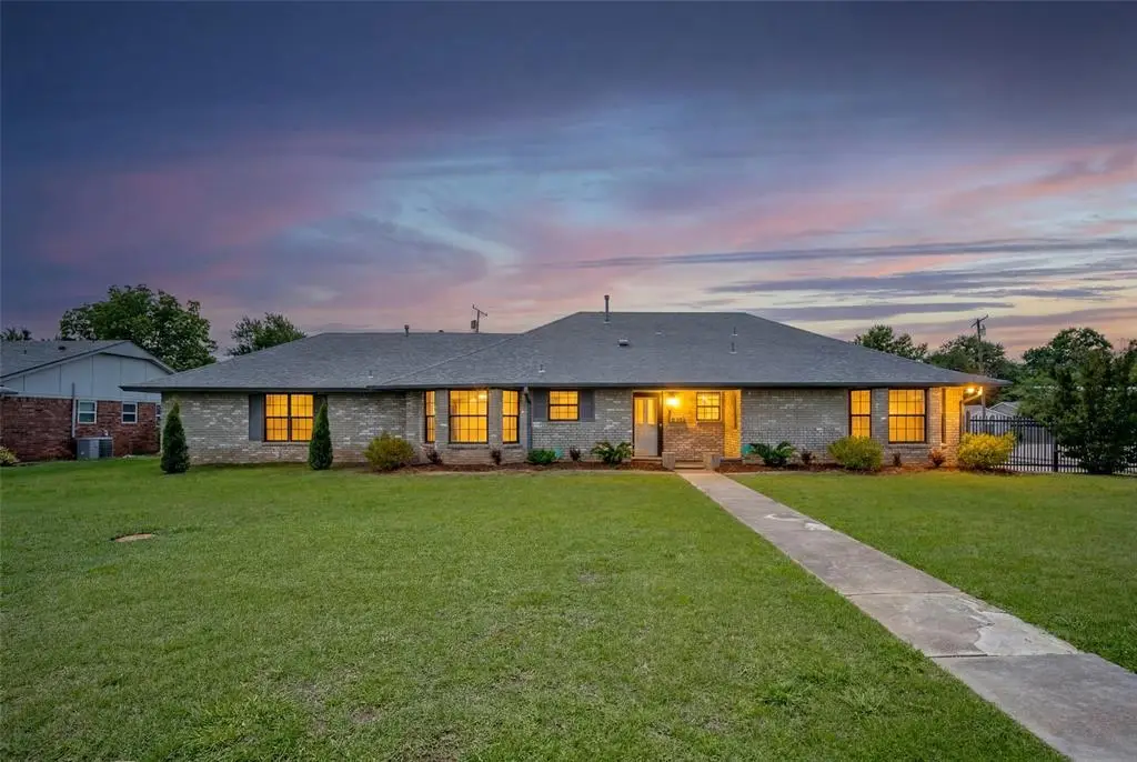 201 E Chicago Street, Shawnee, OK 74804 - #1
