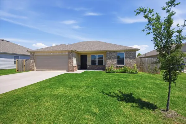 625 W Lola Drive, Mustang, OK 73064