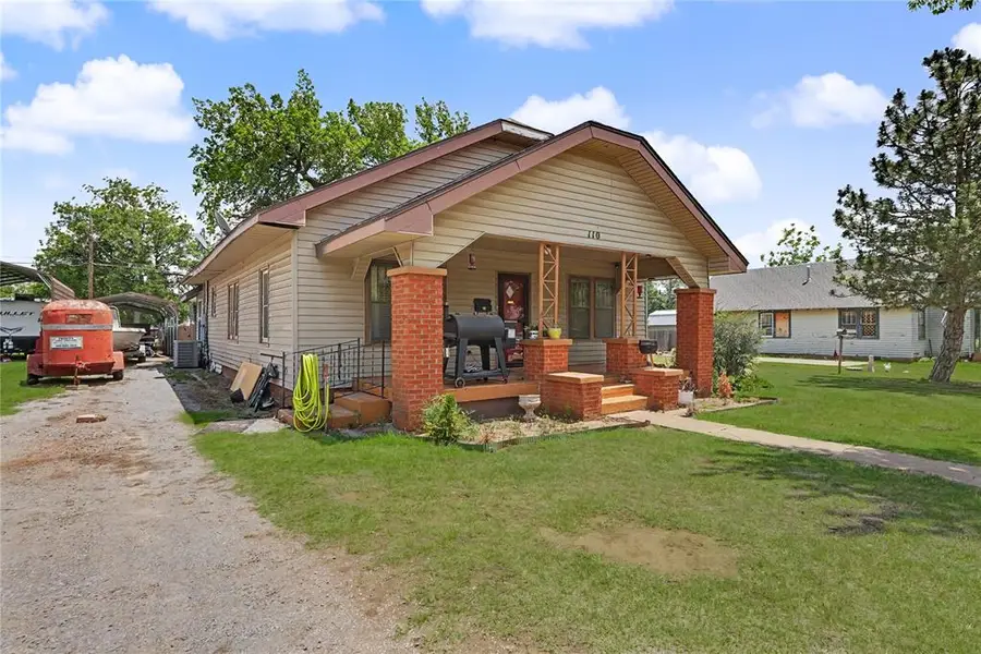 110 S Stephens, Hobart, OK 73651 - #3