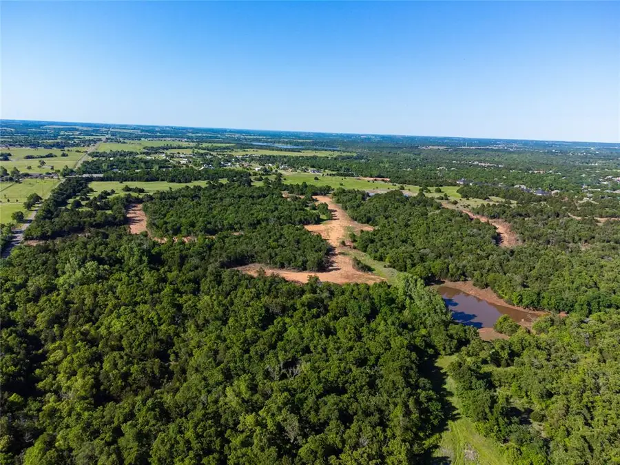 660 Simpson Lane, Edmond, OK 73034 - #3