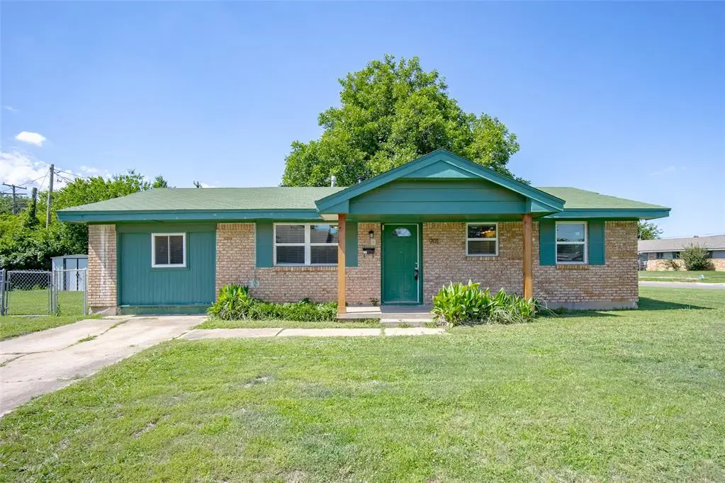 901 SW 3rd Street, Moore, OK 73160 - #1