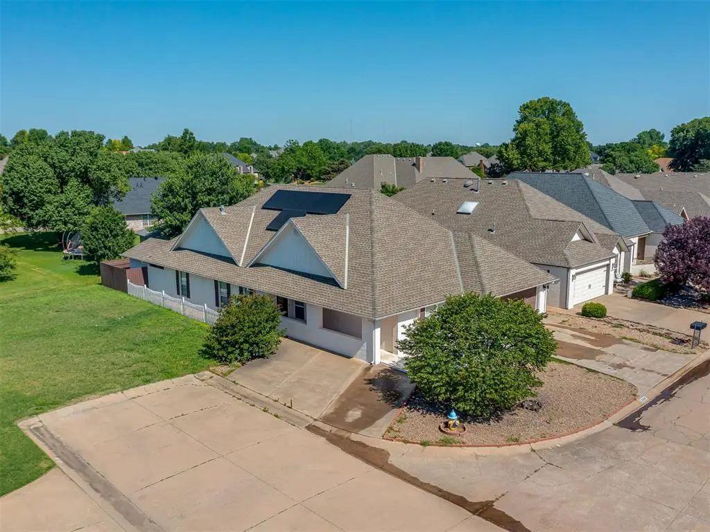 3110 Dans Court, Enid, OK 73703 - #1