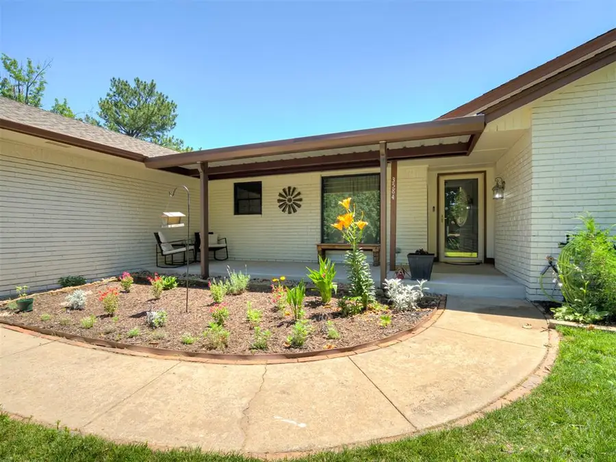 3584 Santa Fe Drive, Choctaw, OK 73020 - #3