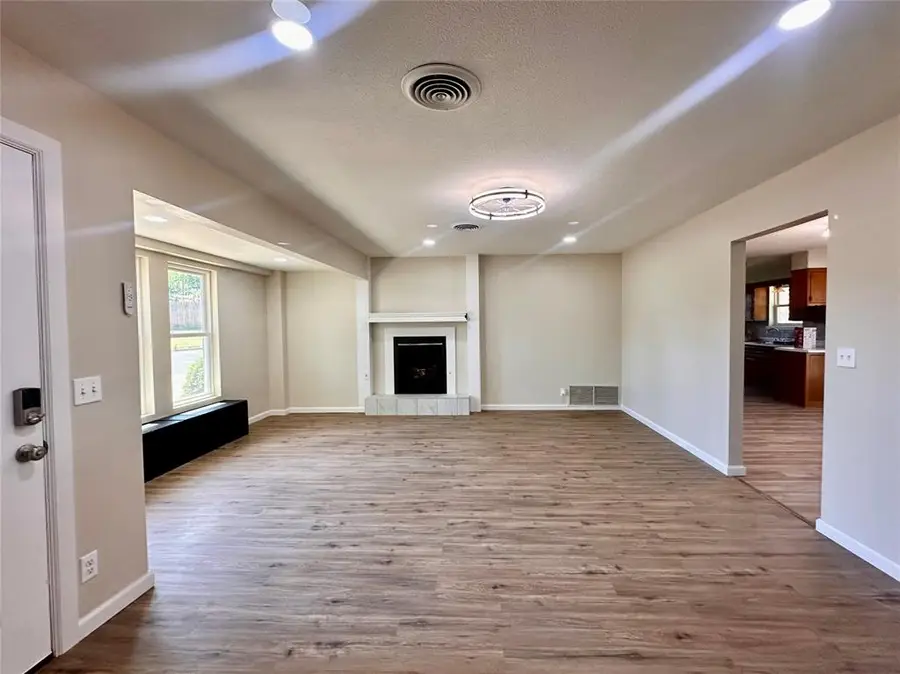 1003 E Huber Street, Weatherford, OK 73096 - #2