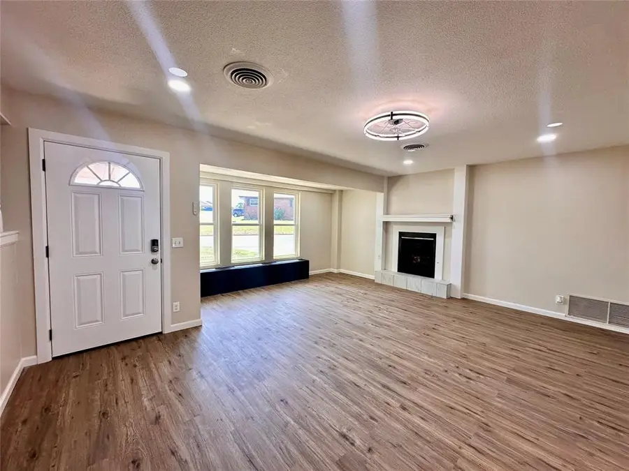 1003 E Huber Street, Weatherford, OK 73096 - #3