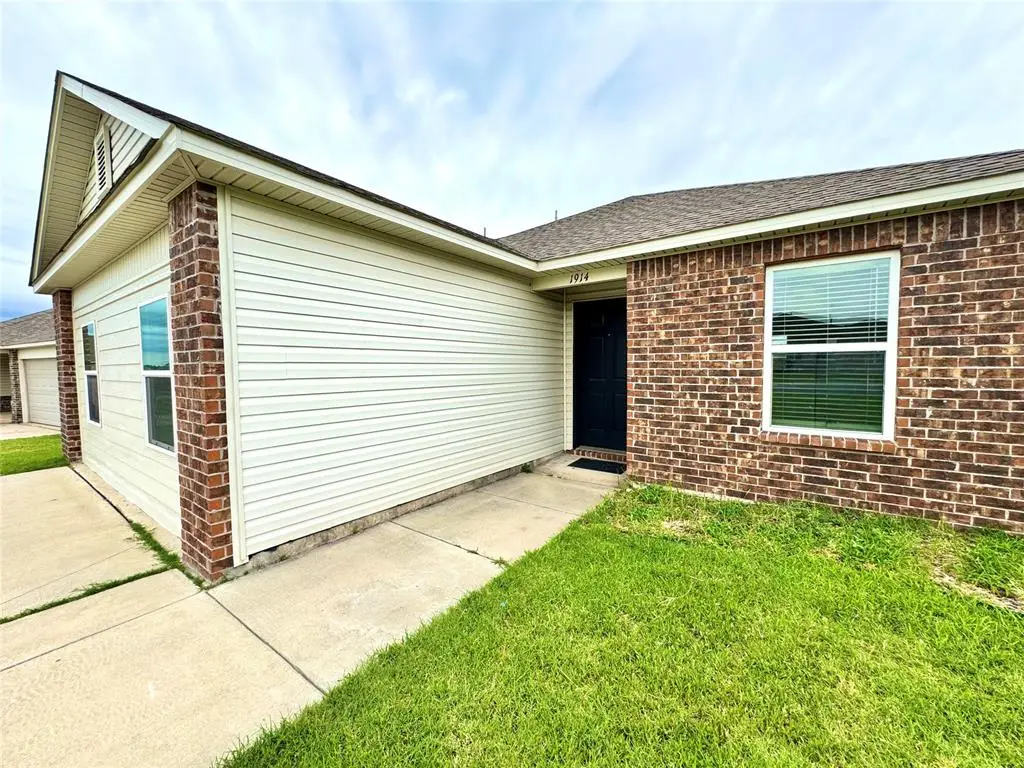 1914 Oak Tree Court, Shawnee, OK 74804 - #1