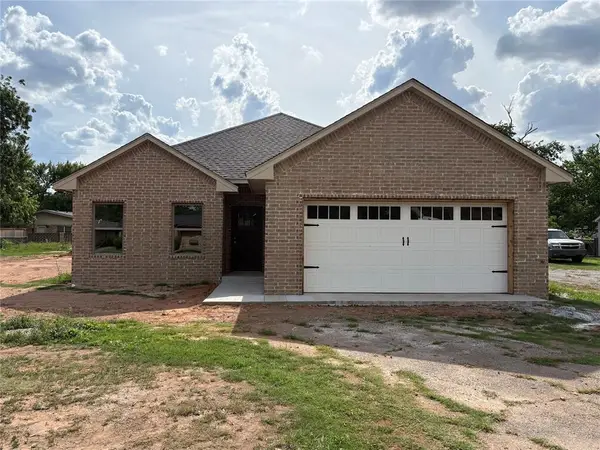 411 N Broadway Street, Hobart, OK 73651