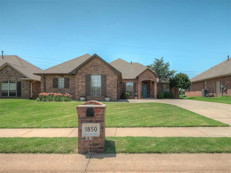 1850 Long Trail, Edmond, OK 73012 - #3