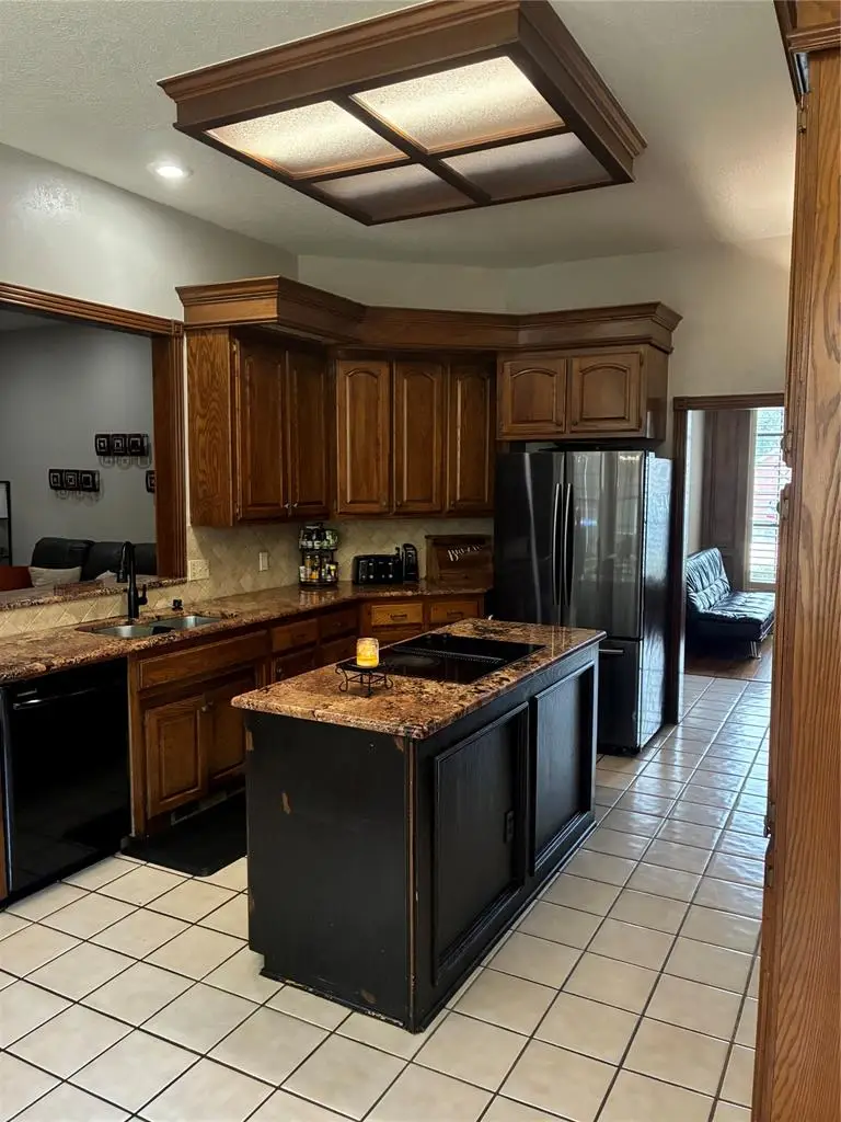 6625 NW 115th Street, Oklahoma City, OK 73162 - #3