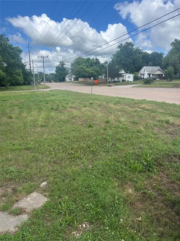 601 S Park Avenue, Shawnee, OK 74801