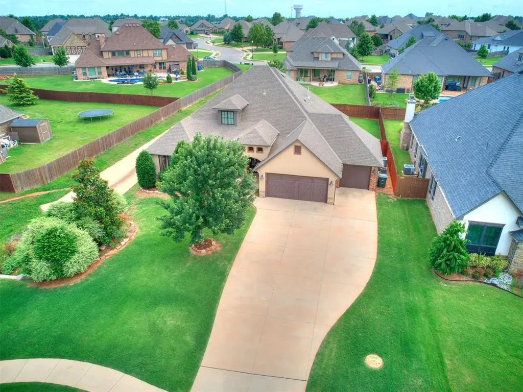 632 Sailboat Bridge Way, Edmond, OK 73034 - #1