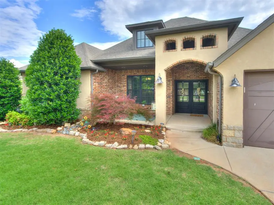632 Sailboat Bridge Way, Edmond, OK 73034 - #3