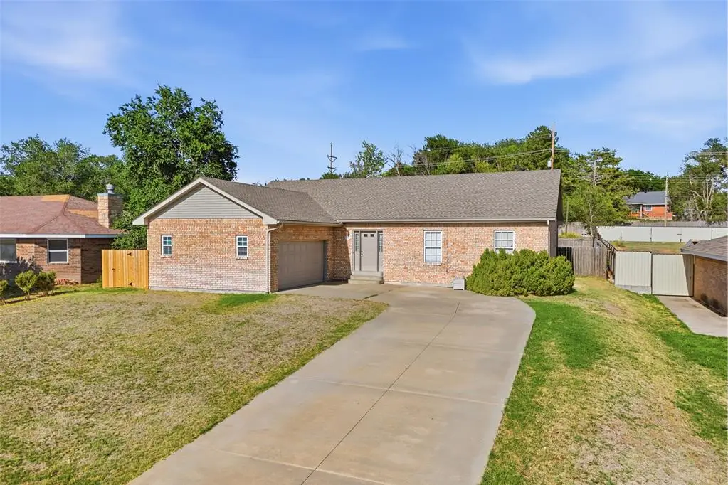 109 N Sunset Lane, Guymon, OK 73942 - #1
