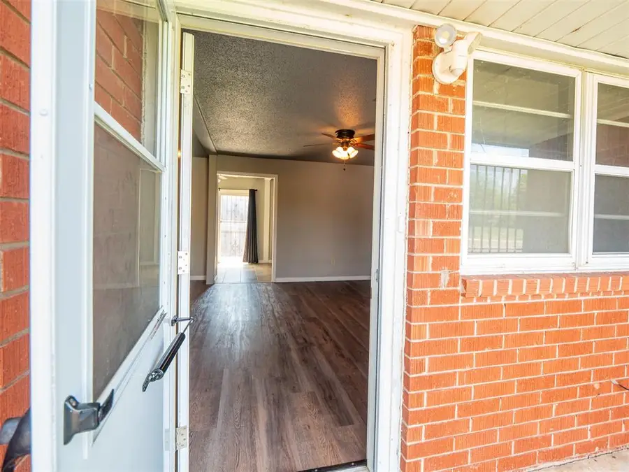 1700 N Janeway Avenue, Moore, OK 73160 - #3