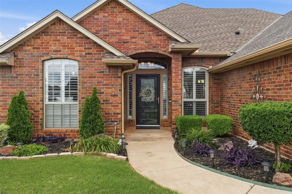 3017 Richfield Lane, Edmond, OK 73013 - #1