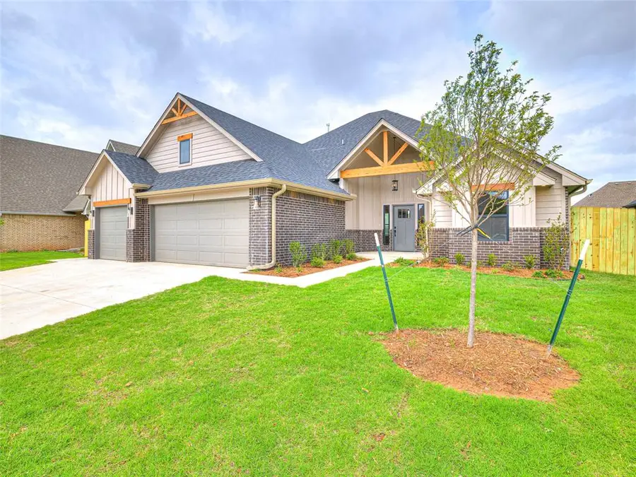 401 Braxton Way, Yukon, OK 73099 - #3