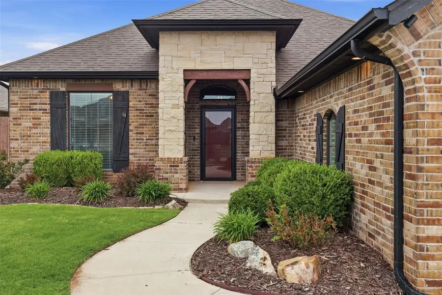 4520 Mccann Avenue, Mustang, OK 73064 - #2